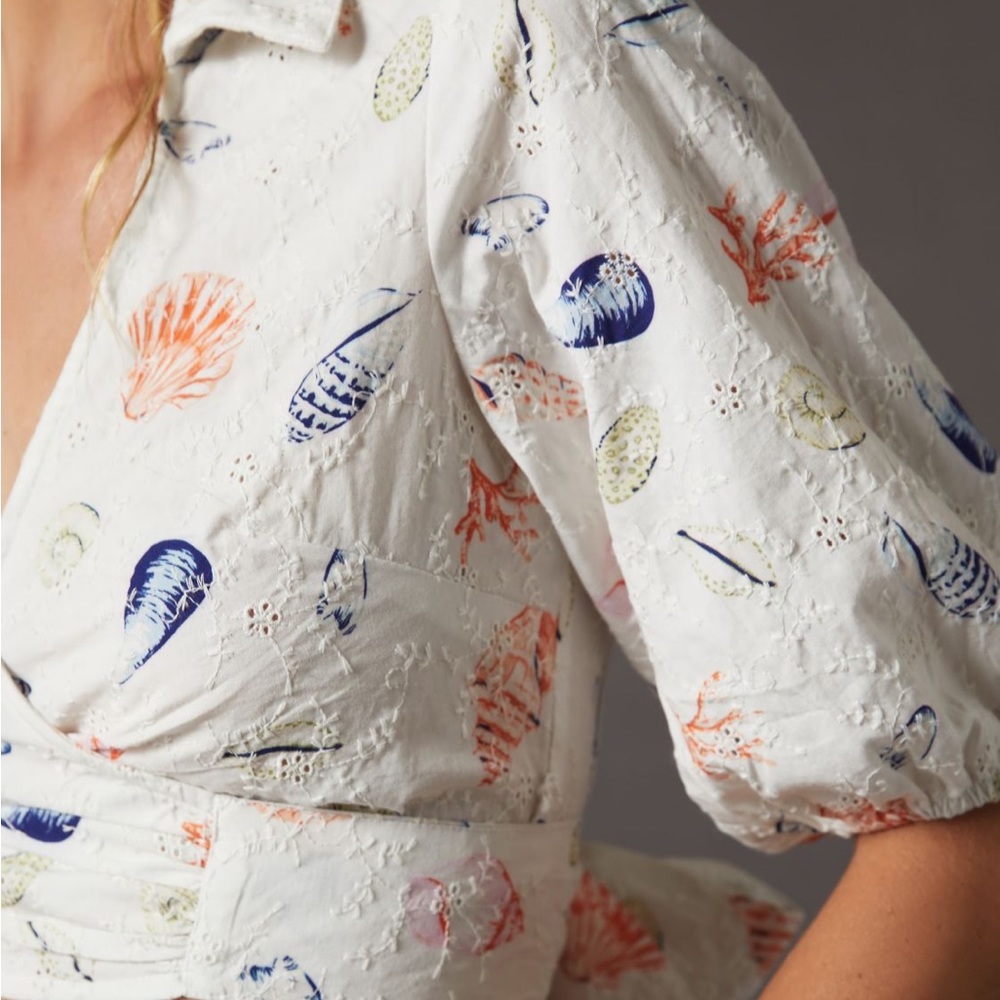 ✨ Anthropologie Puff-Sleeve Wrap Top Sz LP - Picture 4 of 10